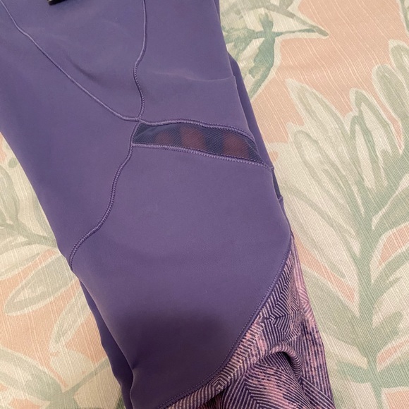 Calia by Carrie Underwood 7/8 leggings - Picture 6 of 10